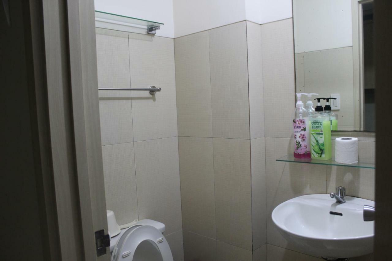 Chateau Elysee A3 Near Airport Wifi Kitchen Paranaque City Buitenkant foto